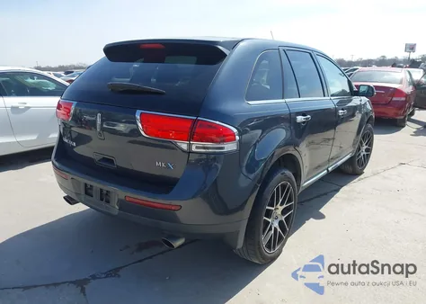 2013 Lincoln Mkx z USA, uszkodzony, nr VIN 2LMDJ6JK8DBL37280